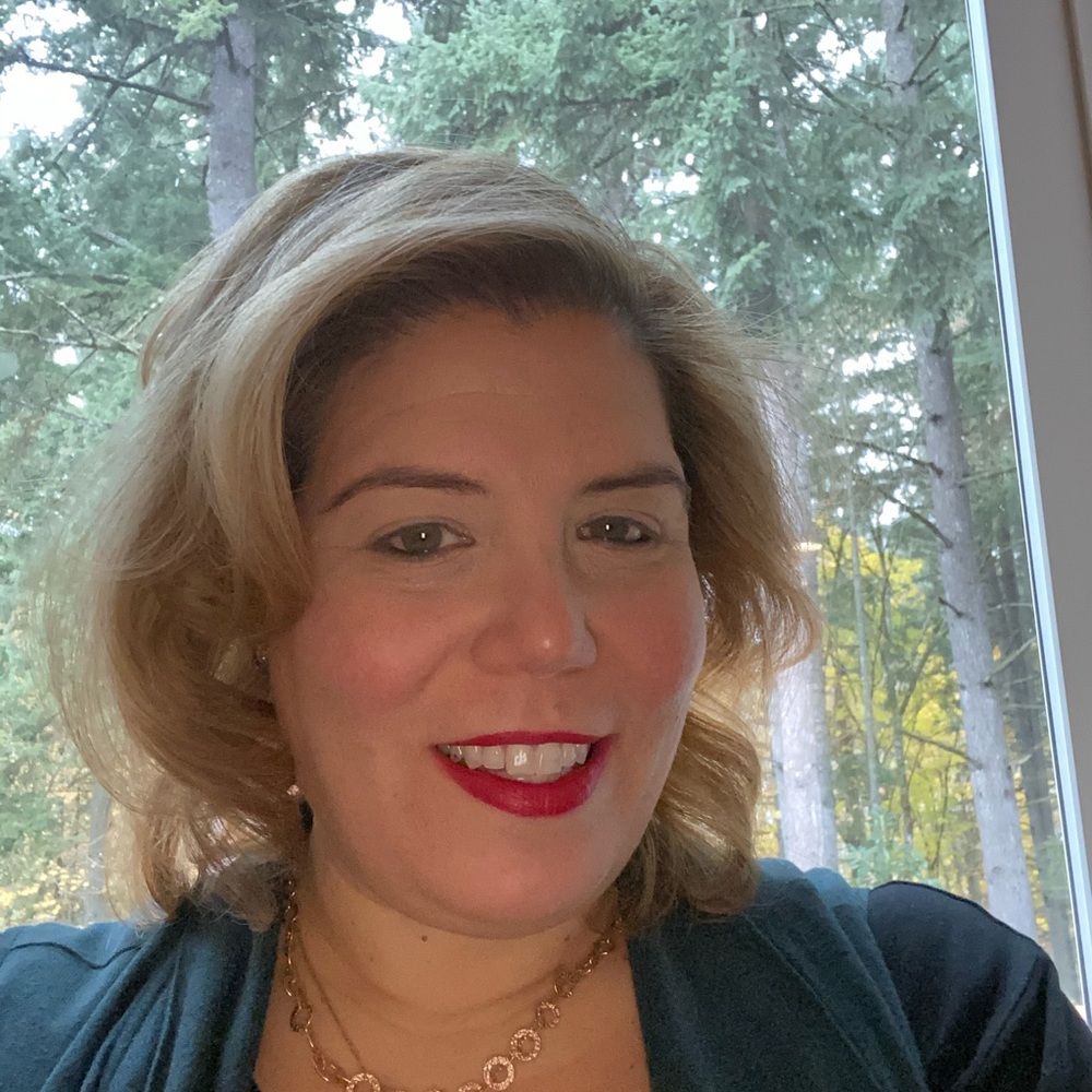 Meet your Posher, Jeanine